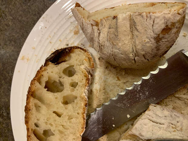 Нескучный карантин с Липой Тетерич: как приготовить идеальную чиабатту с первого раза