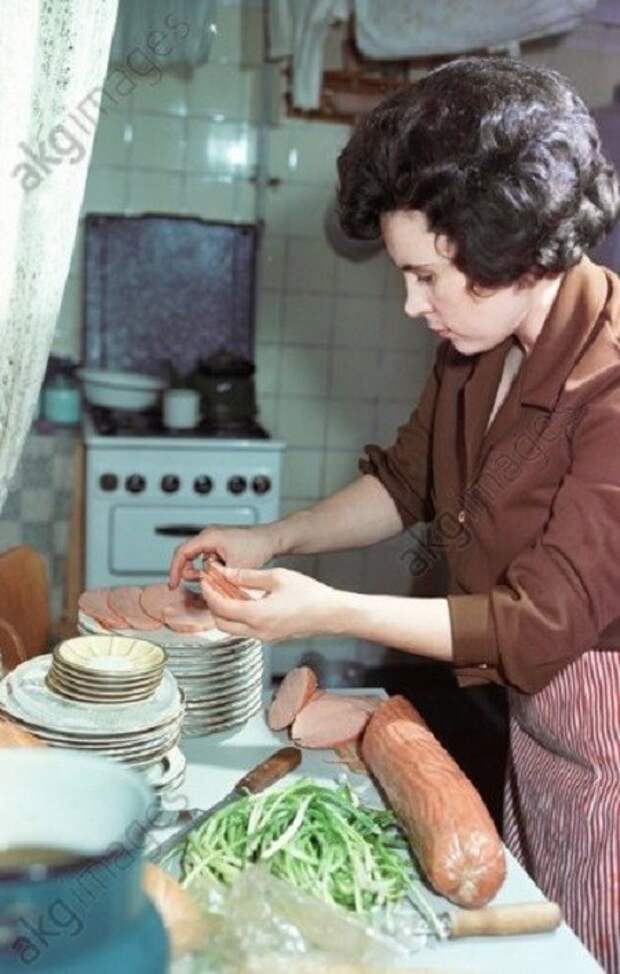 Подготовка к встрече гостей... (1966 год) СССР, детство, ностальгия, подборка