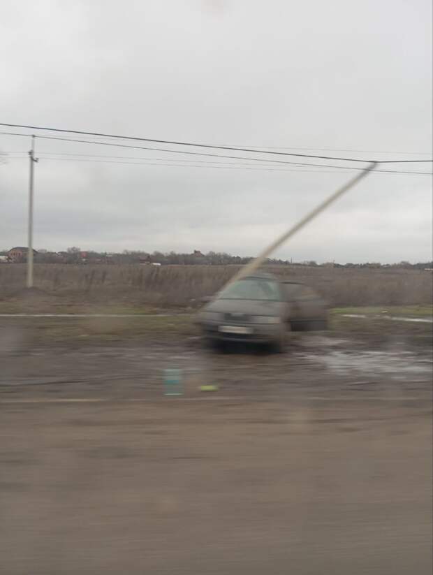 На трассе Мариуполь- Донецк занесло легковой автомобиль, он вылетел на обочину и боком снес столб https://t.me/webmoney_dn/314329