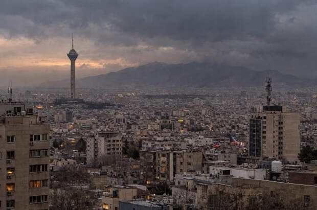 Reuters: из-за авиаудара по городу Урмия в Иране разрушены жилые дома