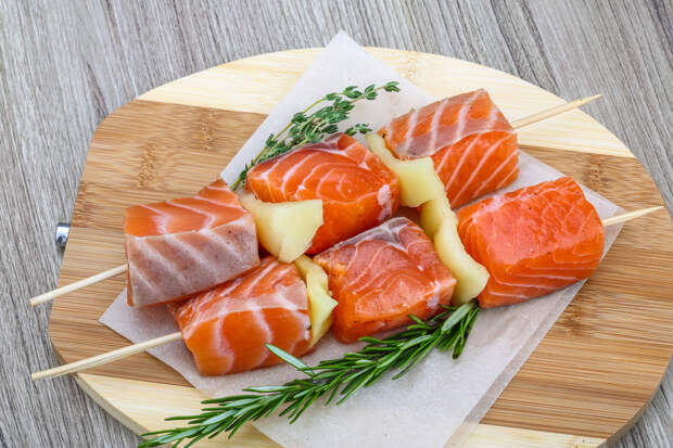 Рыба подорожала на 10-40% в России перед новогодними праздниками