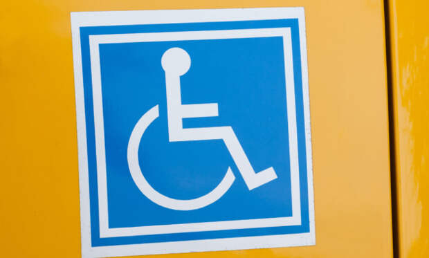 Президент РФ подписал закон, касающийся парковочных мест для инвалидов