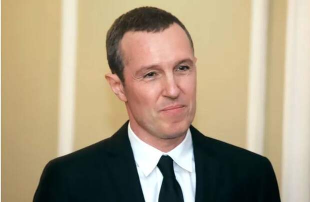 Верник рассказал, как Миронов лишил его роли: «Замазали краской»