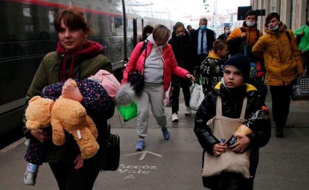 Беженцев из Донбасса обяжут покинуть Россию. МВД напомнило о сроках