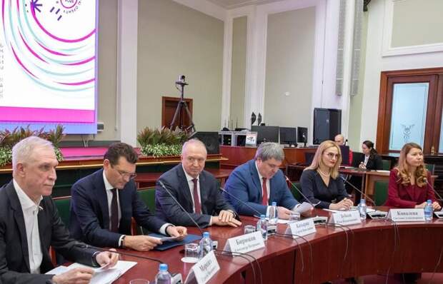 В ТПП РФ обсудили развитие промтуризма как инструмента роста регионов