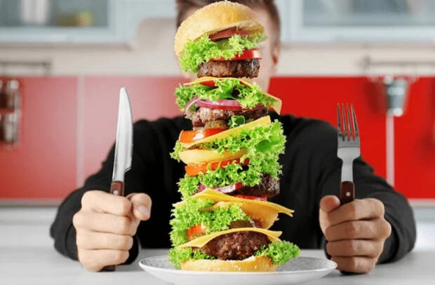 Почему мы переедаем и как с этим справиться: советы врача, которые действительно работают