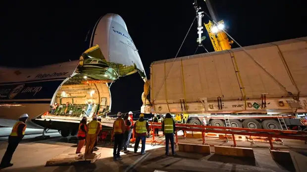 СМИ: Персонал покинул французский космодром из-за COVID-19