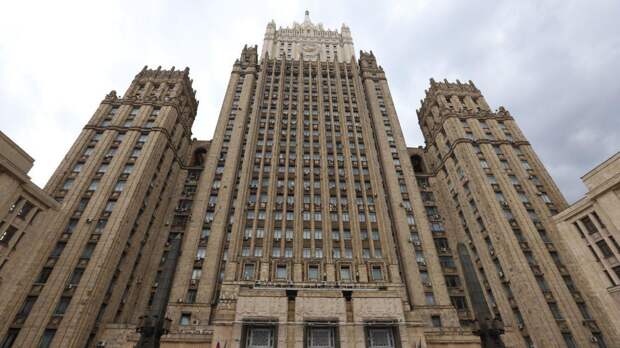 Посол Румынии в Москве прибыл в МИД после высылки дипломата РФ