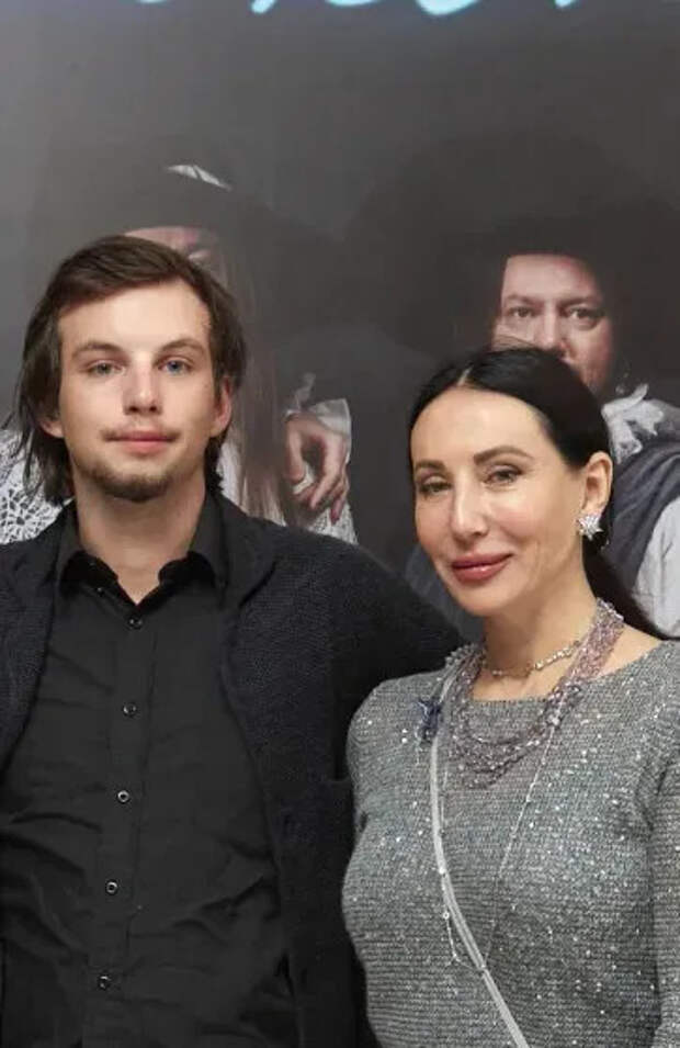 Алика Смехова с сыном