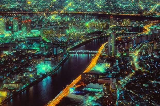 Город миллионов огней: 13 снимков ночного Токио