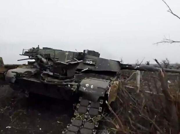 По данным из нескольких источников, в районе населённого пункта Бердычи (ДНР) удалось поразить ещё один танк «Абрамс», источник – Телеграм-канал Военкор Котенок