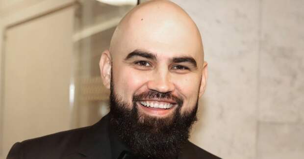 Особняк Artik’a в Подмосковье разрушается без хозяина