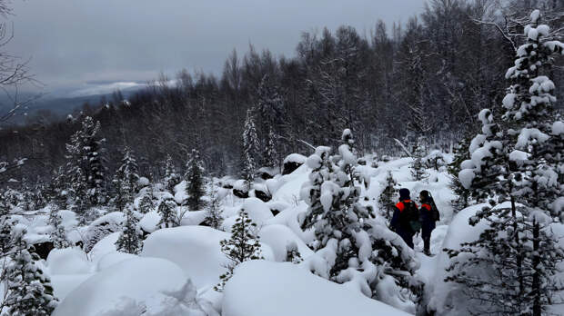 Следов нет: Усольцевых искали на вертолетной площадке в Кутурчинском белогорье