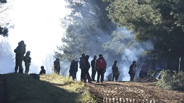 Боррель заявил о необходимости контактов ЕС и Белоруссии по миграционному кризису