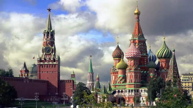 Доллар полетит вниз: Россия готовит удар в «подбрюшье» финансовой системы США