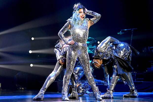 Леди Гага на концерте в Майами. /Фото: media.vogue.co.uk