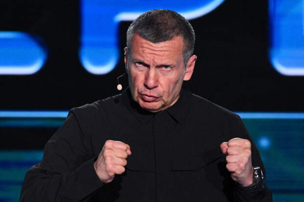 Соловьев назвал случайным попутчиком власти раскритиковавшего СВО юриста