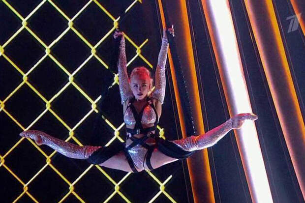 Ставшая бомжом в Таиланде звезда «Дома-2» не может улететь в Россию