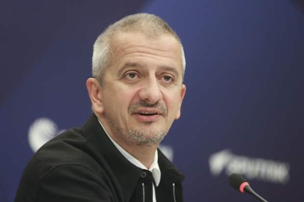 Богомолов поздравил Хабенского с назначением и.о. ректора Школы‑студии МХАТ