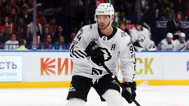 Григоренко после 0:1 с «Ак Барсом»: «Два равных соперника, но у «Трактора» хромает реализация»