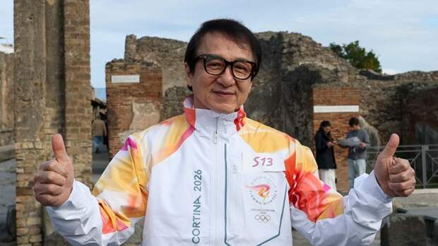 Анонсирован боевик "Лапы спецагентов": Джеки Чан возвращается в кино с собакой-киборгом