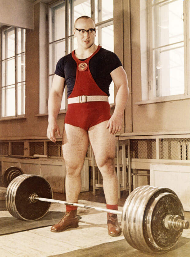 Юрий Власов