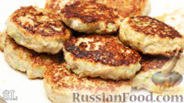 Фото к рецепту: Куриные котлеты с кабачками