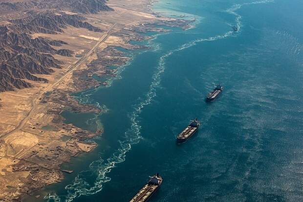 Италия и Франция ведут переговоры с Ираном о допуске к Ормузскому проливу