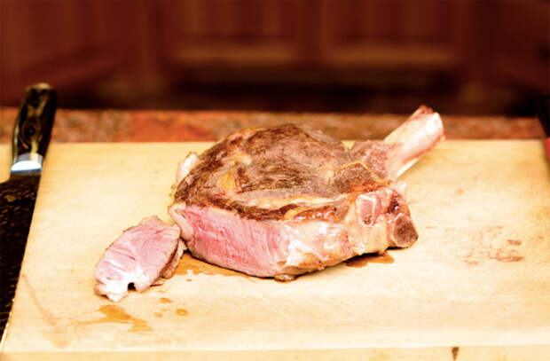Жарим мясо иначе: переворачиваем каждые 30 секунд
