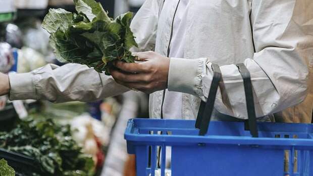 Ряд российских ретейлеров установят минимальные цены на социально значимые товары с 30 мая