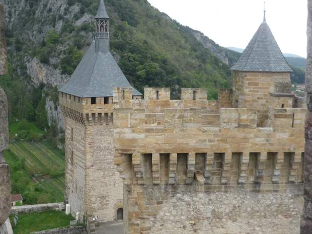 Удивительные факты из истории замка графов де Фуа.