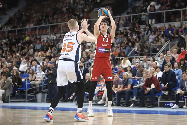 "Локомотив-Кубань" и ЦСКА вышли в полуфинал баскетбольной Единой лиги