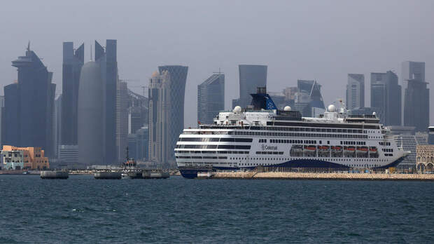 Первый круизный лайнер пересек Ормузский пролив
