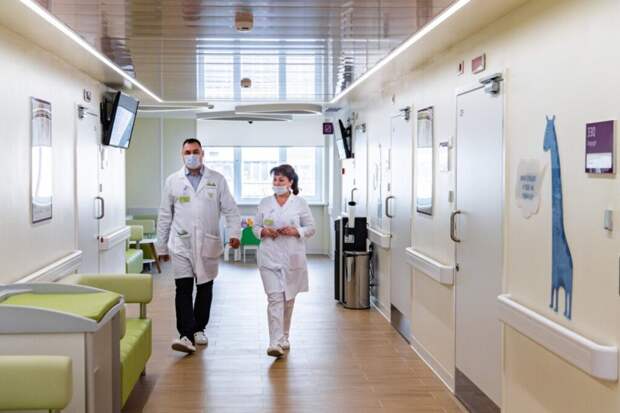 Минздрав утвердил цветовую иерархию для формы медработников