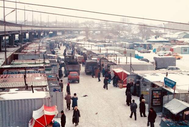 Омск, гооодская оптовк, 1990-е