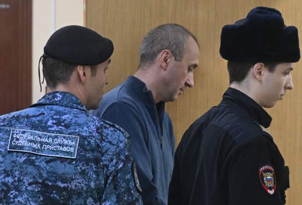 Генералу Росгвардии запросили 12 лет колонии за поставки ружей «Выжигатель»