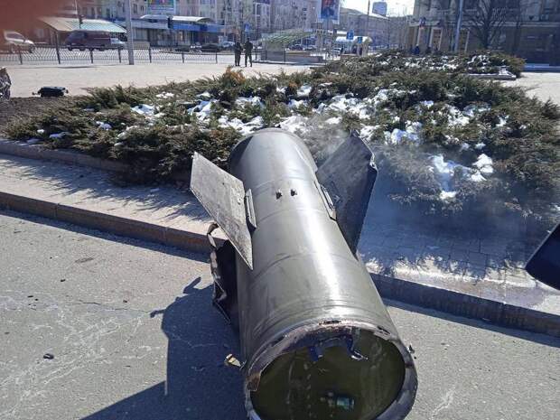 Над центром Донецка взорвалась «Точка-У». Есть погибшие и раненые Над центром Донецка взорвалась «Точка-У». Есть погибшие и раненые