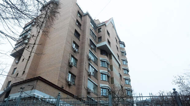 Юрист указал на возможность Долиной жить в квартире Лурье до конца января