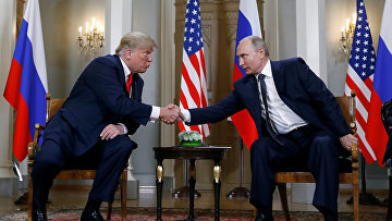 Дональд Трамп и Владимир Путин на встрече в Хельсинки