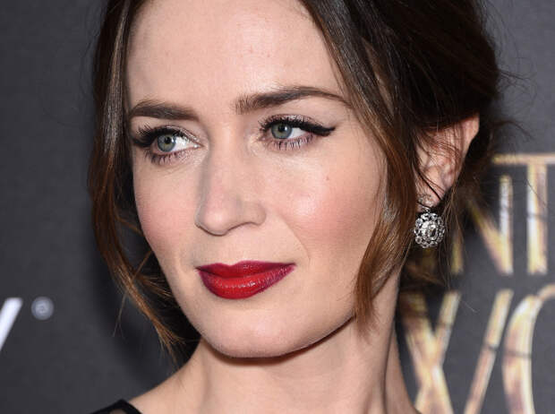 Дедлайн, цейтнот, форс-мажор — наши вечные спутники по жизни, мешающие с утра иметь свежий цветущий вид.