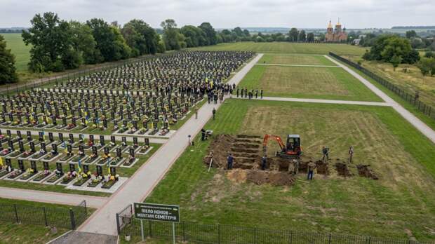 Welt: на Украине практически не осталось мест для захоронения военных ВСУ