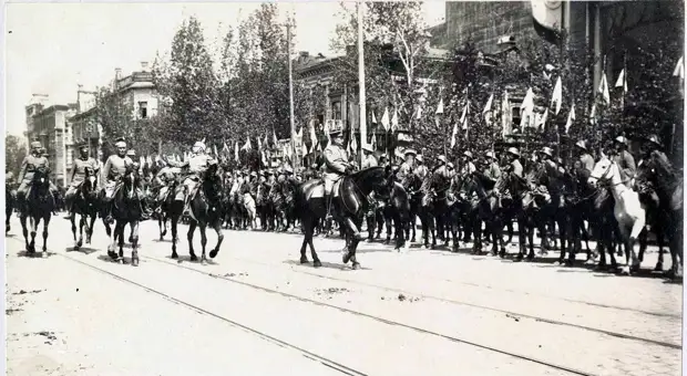 Германская оккупация 1918. Интервенция центральных держав. Парад 1918.