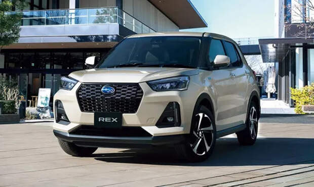 Subaru доработала клон Toyota Raize: кроссовер стал мощнее, а расход упал до 3,5 л на 100 км