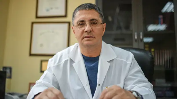 Доктор Мясников заявил об отсутствии средства от похмелья