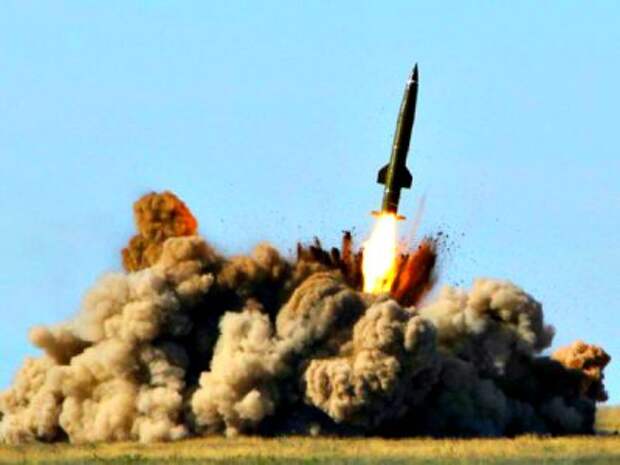Фото: Порошенко: Украина испытала новую управляемую ракету