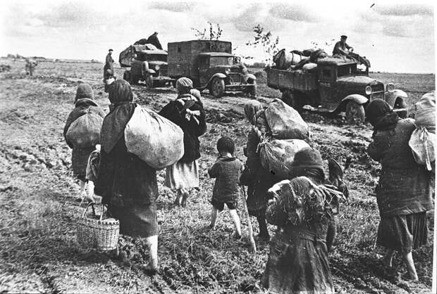 Советские беженцы.