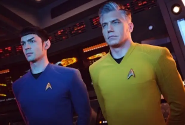 Star Trek: Strange New Worlds Star Ethan Peck Talks Perfecting Spock's Bangs, Exploring His Romantic Side