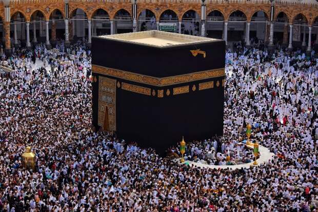 Более 1,5 млн мусульман прибыли в Мекку для участия в хадже