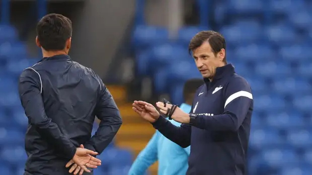 Семак считает, что футболистов «Зенита» не нужно настраивать на матчи ЛЧ