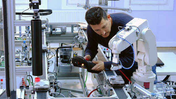 В Белоруссии выделят льготы и кредиты на роботизацию промышленности